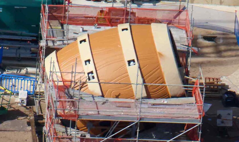 Donkey Kong Country construction at Epic Universe