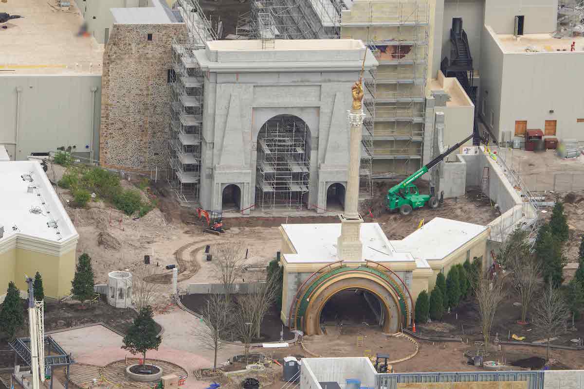 Portal to Wizarding World France at Universal Epic Universe