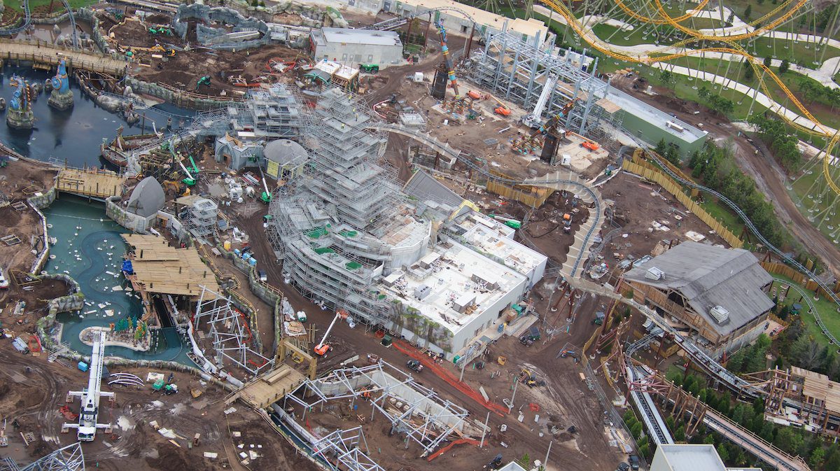 How to Train Your Dragon – Isle of Berk construction at Epic Universe