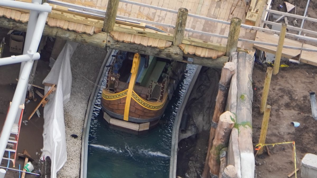 How to Train Your Dragon – Isle of Berk construction at Epic Universe