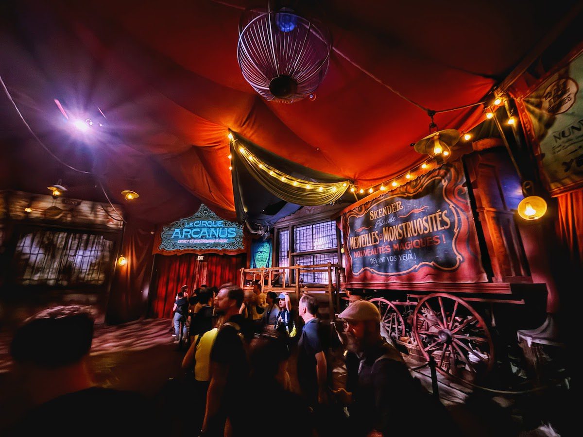 Le Cirque Arcanus pre-show