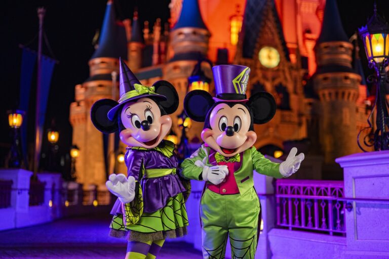 Mickey & Minnie