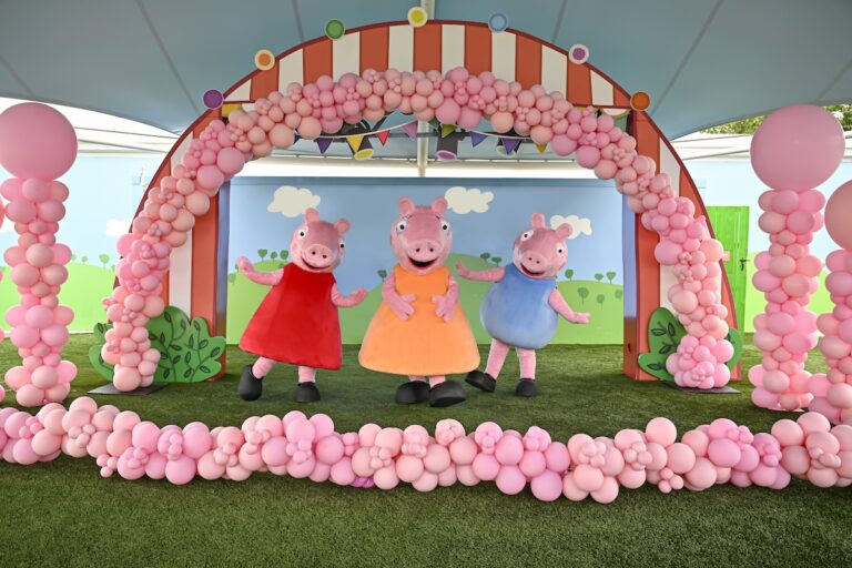 Peppa Pig Theme Park
