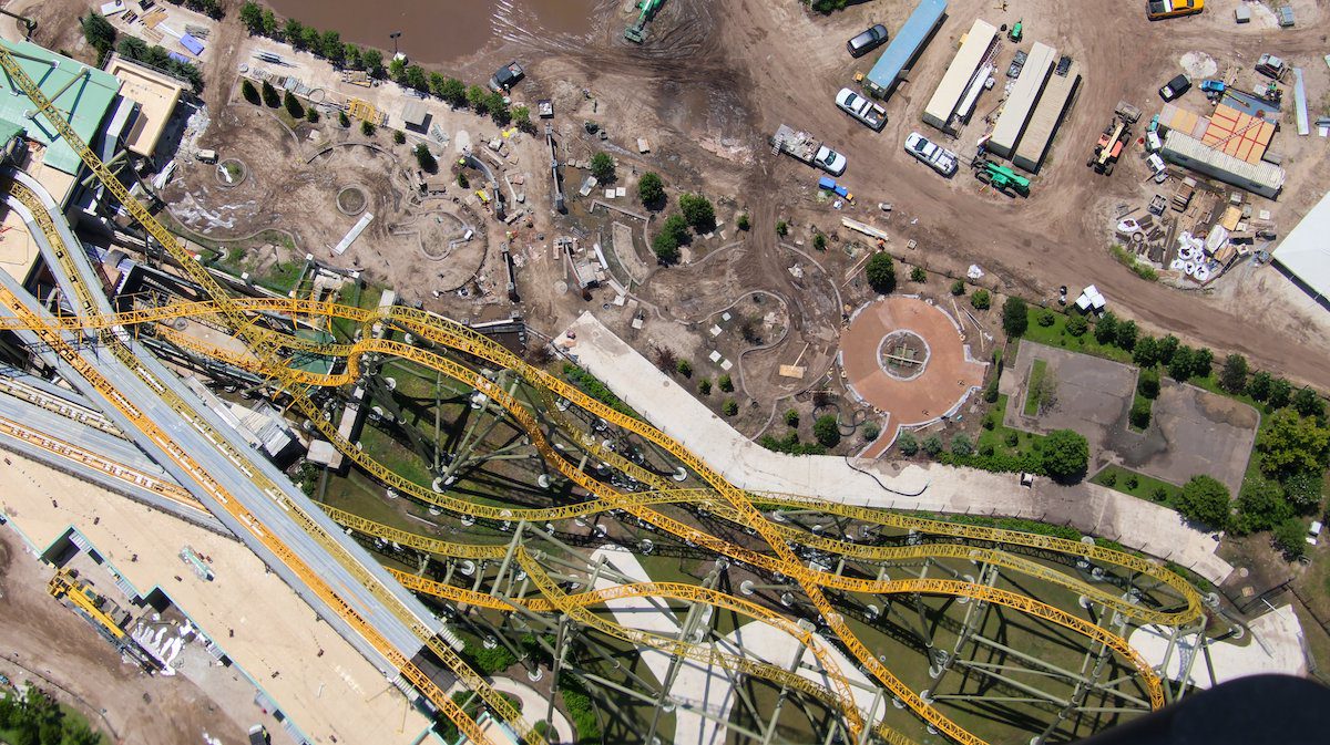 Stardust Racers roller coaster, Epic Universe
