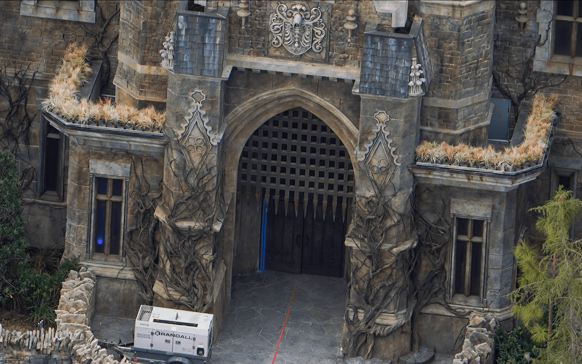Frankenstein Manor, Epic Universe