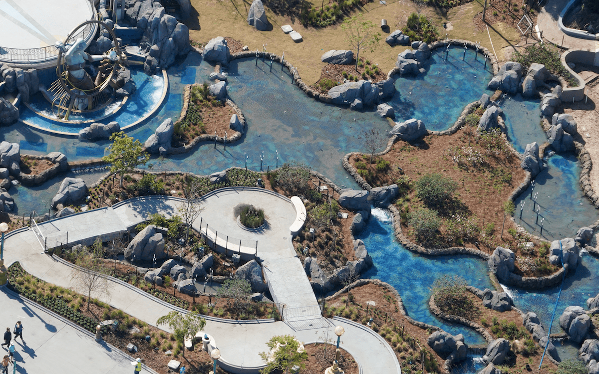 Luna Overlook waterfalls
