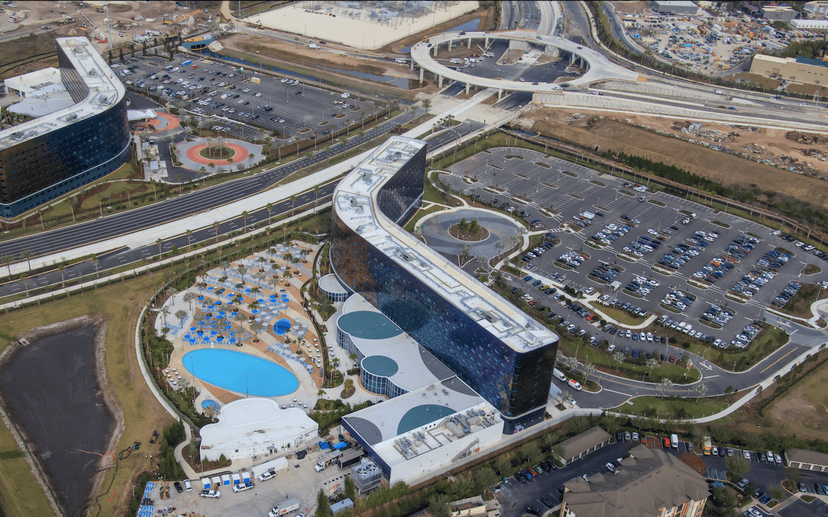 Stella Nova, Terra Luna hotels near Epic Universe