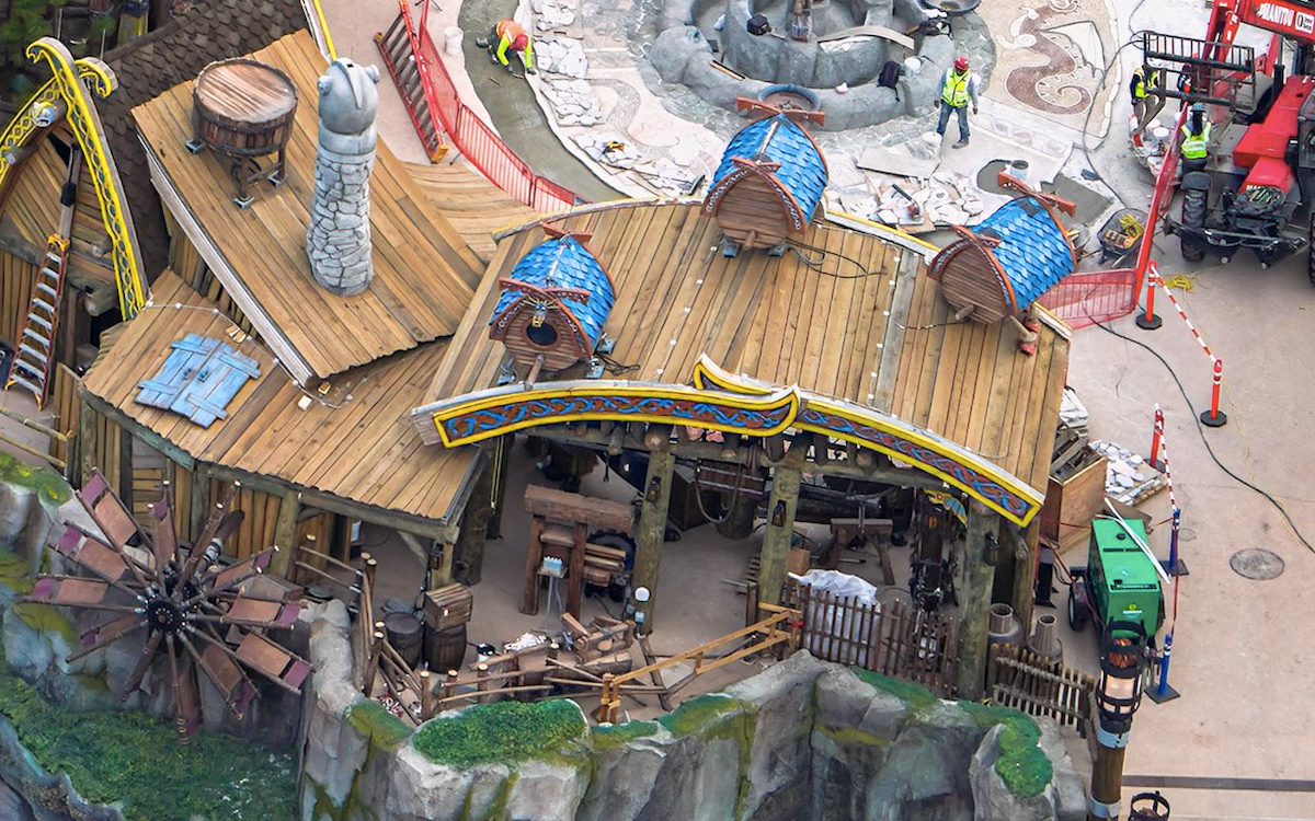 Berk village building with dragon houses