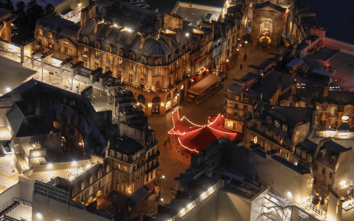 Wizarding Paris at night