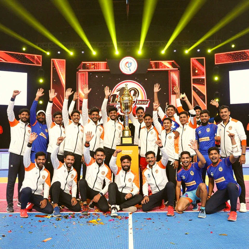 ৩৭–৩৪: যে ফাইনালের স্কোরলাইন মাঠ শুরুর আগেই লেখা হয়ে গেল